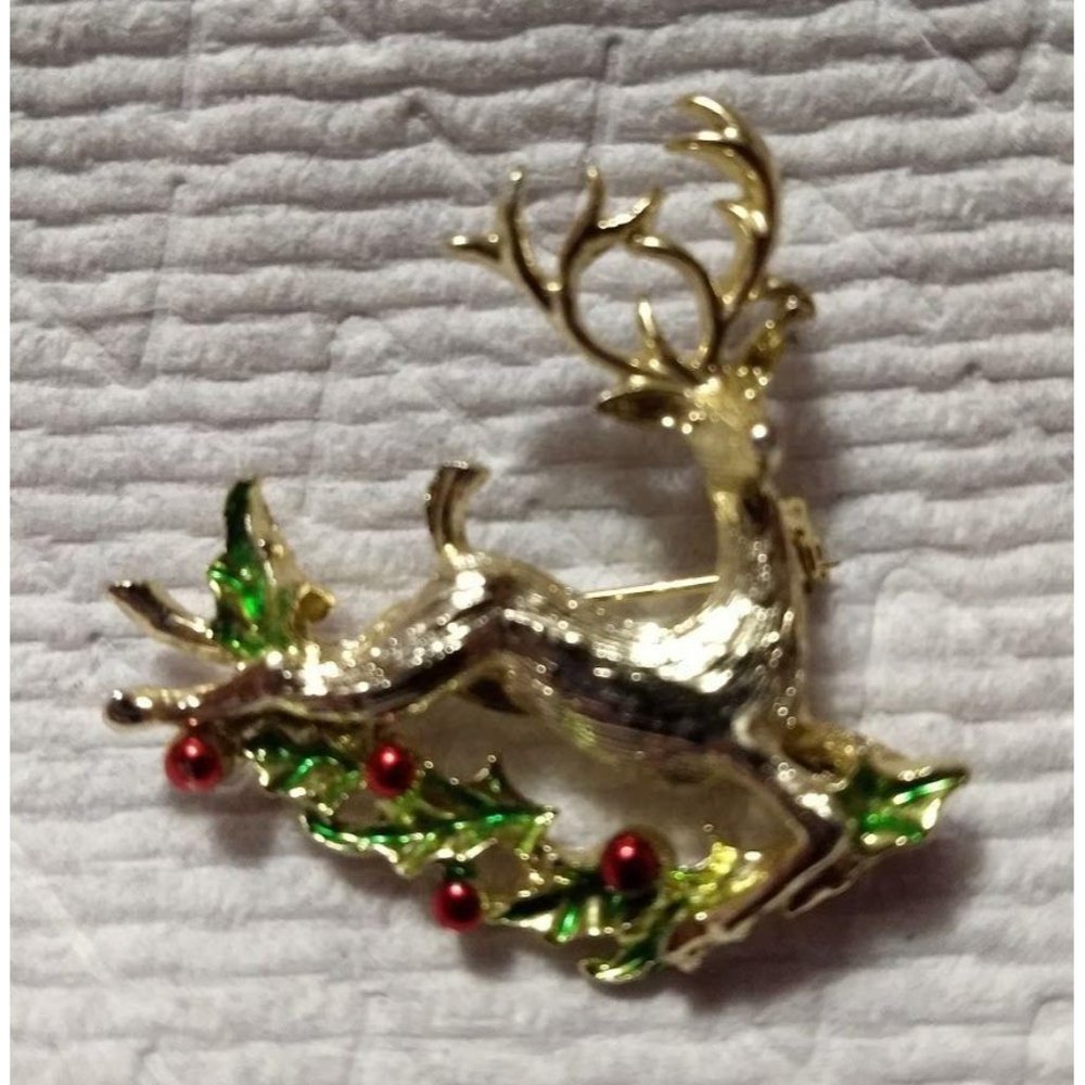 Women Jewelry Flying Reindeer w Holly Goldtone Pin 2.5" Christmas Brooch